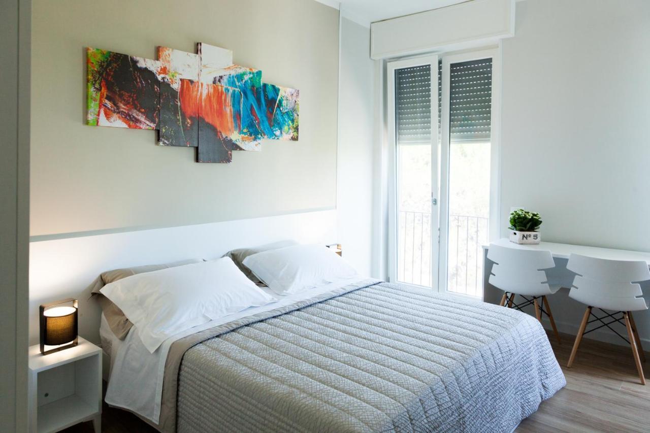 A Santa Rosa B&B Lecce Exteriör bild